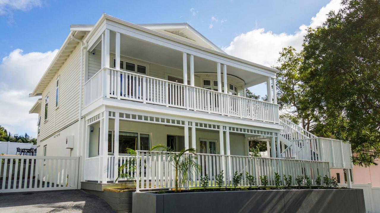 The Village Reserve Boutique Accomodation Оукланд Екстериор снимка